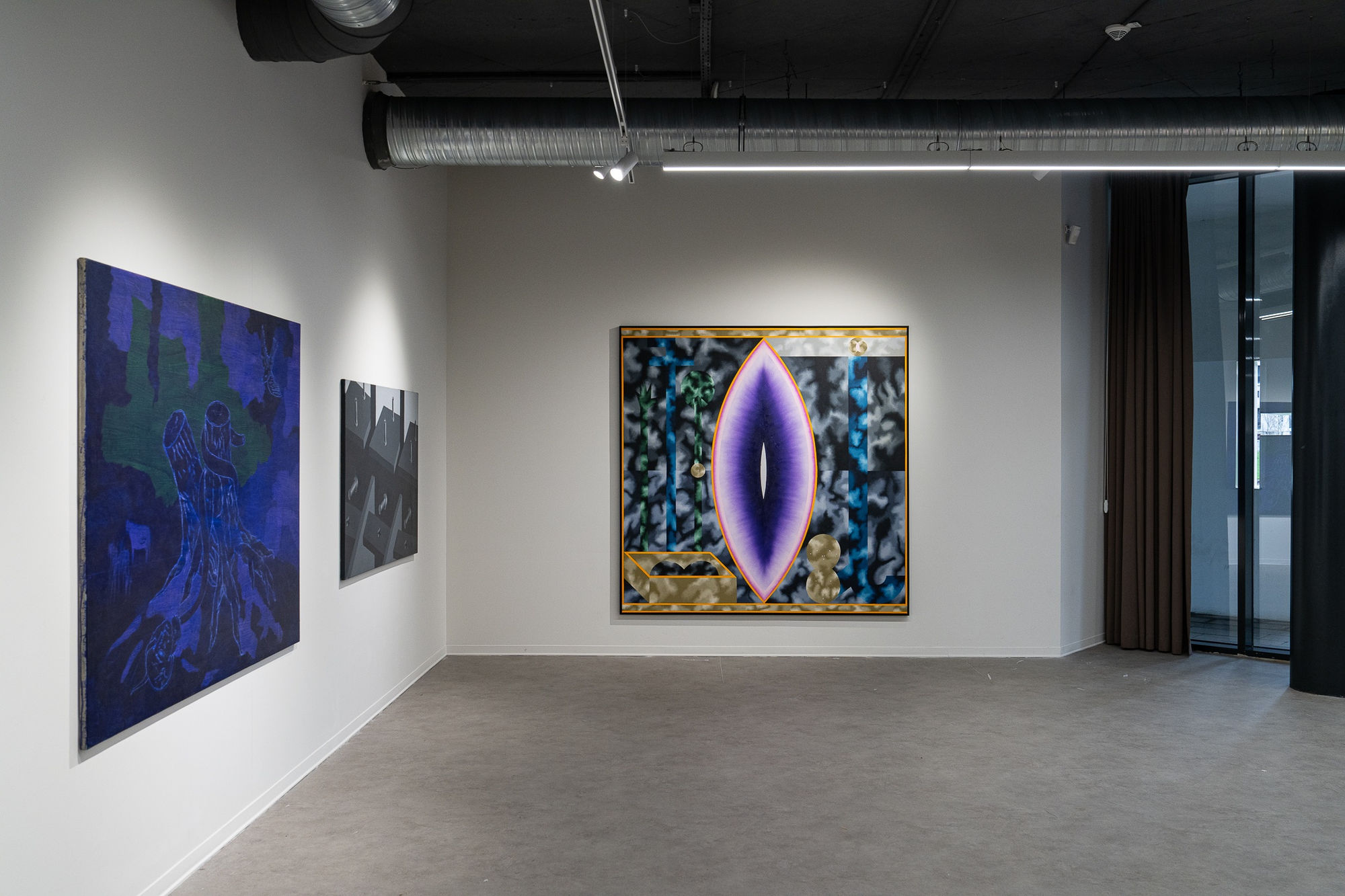 Exhibition view Gili Mocanu: Hill with Skull. Curated by Mihnea Mircan