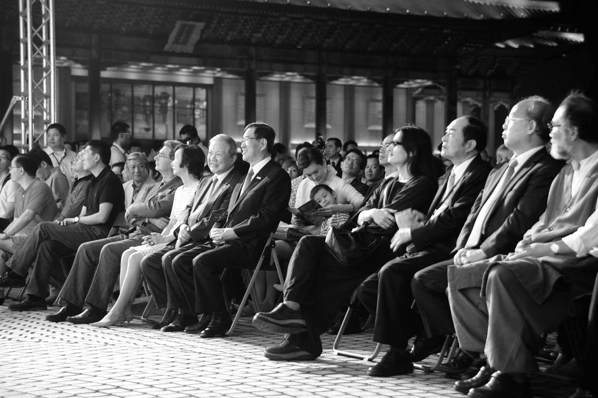 大氣—李真台灣大型雕塑首展