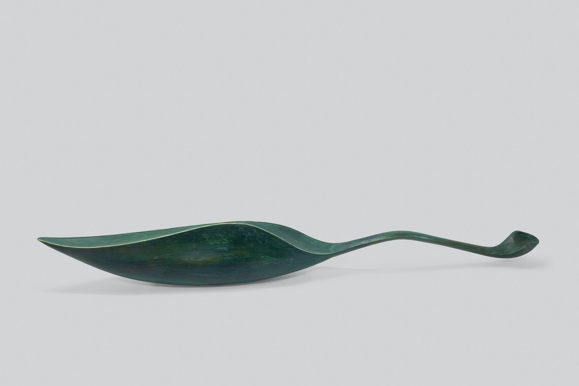 Paul Diestel, Juglans III, 2021, Eichenholz, Erdpigment, Kalk, Hasenleim, Ohne Signatur, Zertifikat, 50 x 8 x 7 cm