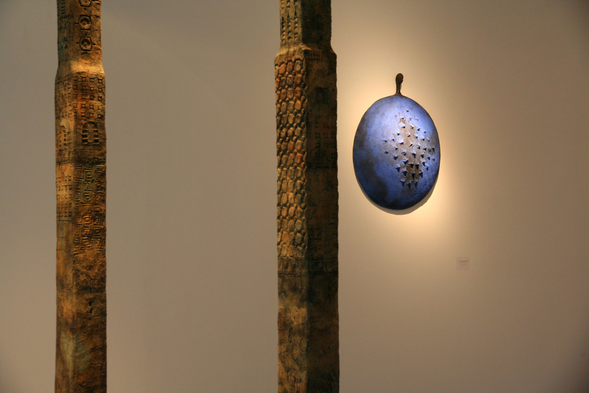 ETIYÉ DIMMA POULSEN: BLUE OBESSION