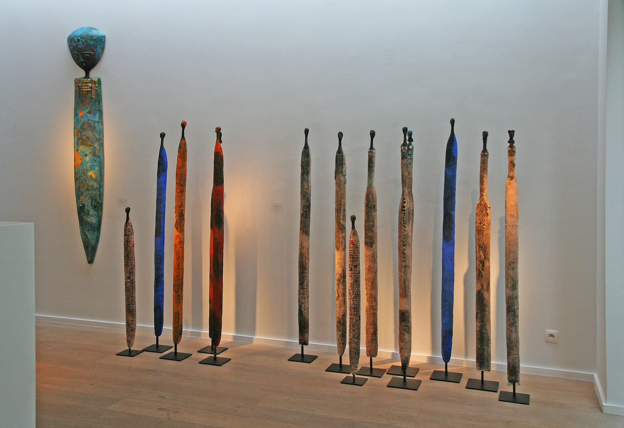 ETIYÉ DIMMA POULSEN: BLUE OBESSION