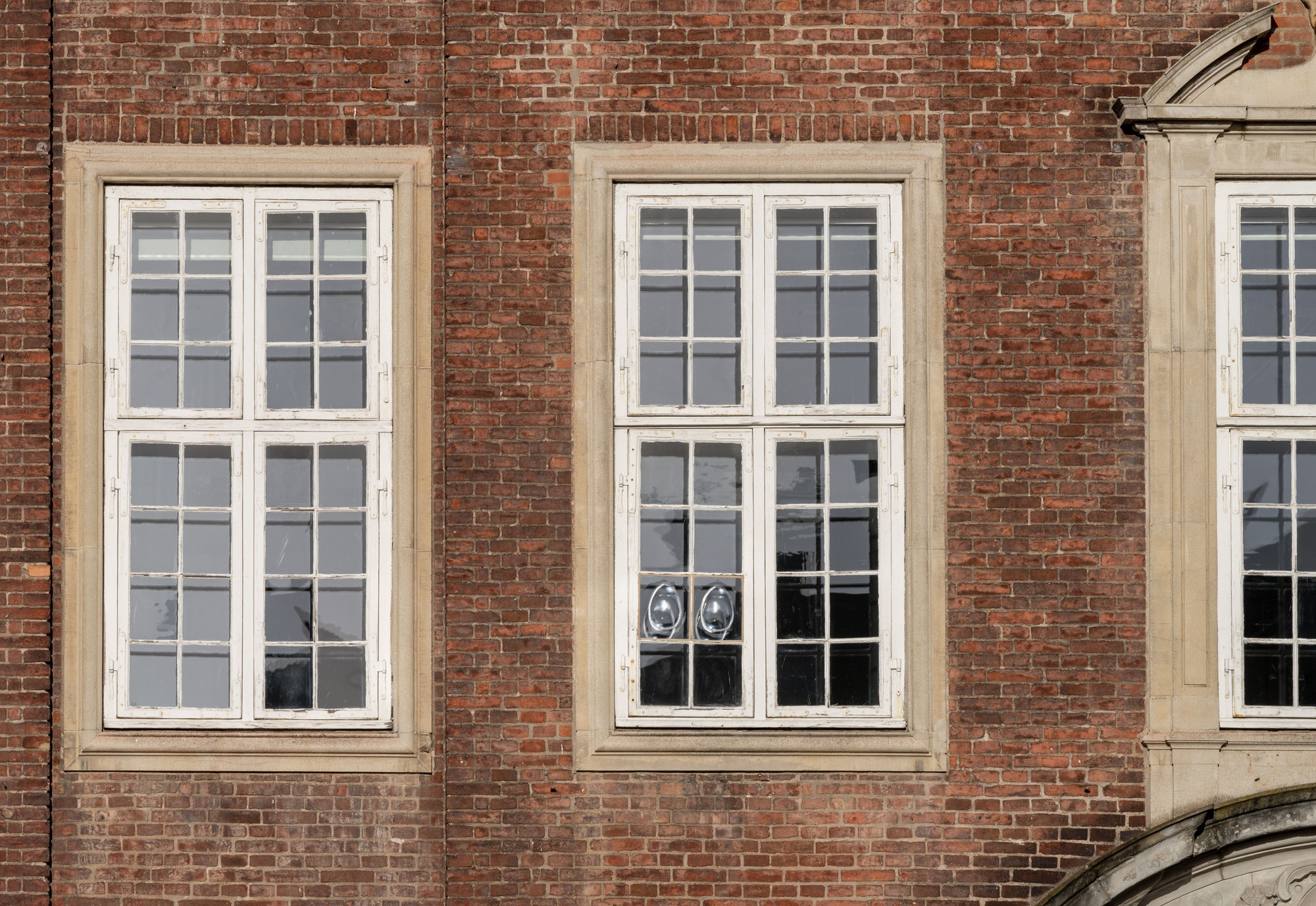 Installation view, Tove Storch, Slumping, 2024. Gammel Strand. Photo: David Stjernholm