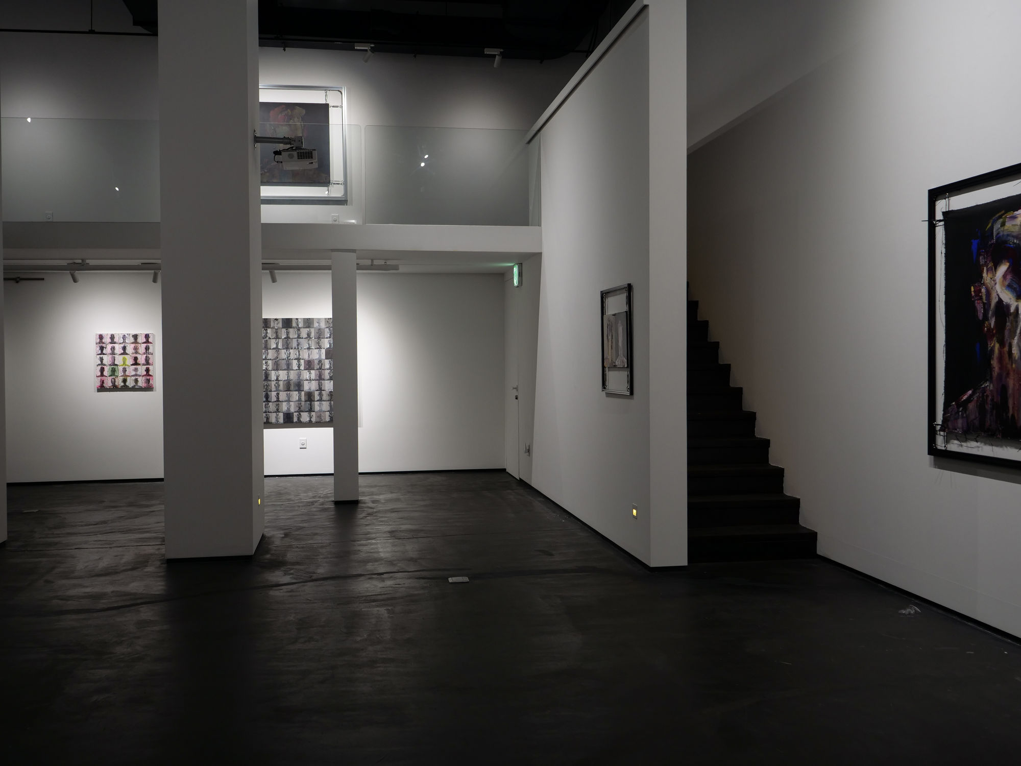 AHN HEEJIN : CONNECTED GAZE