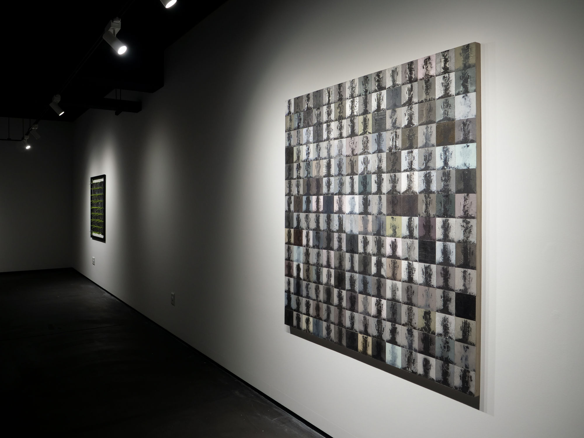 AHN HEEJIN : CONNECTED GAZE