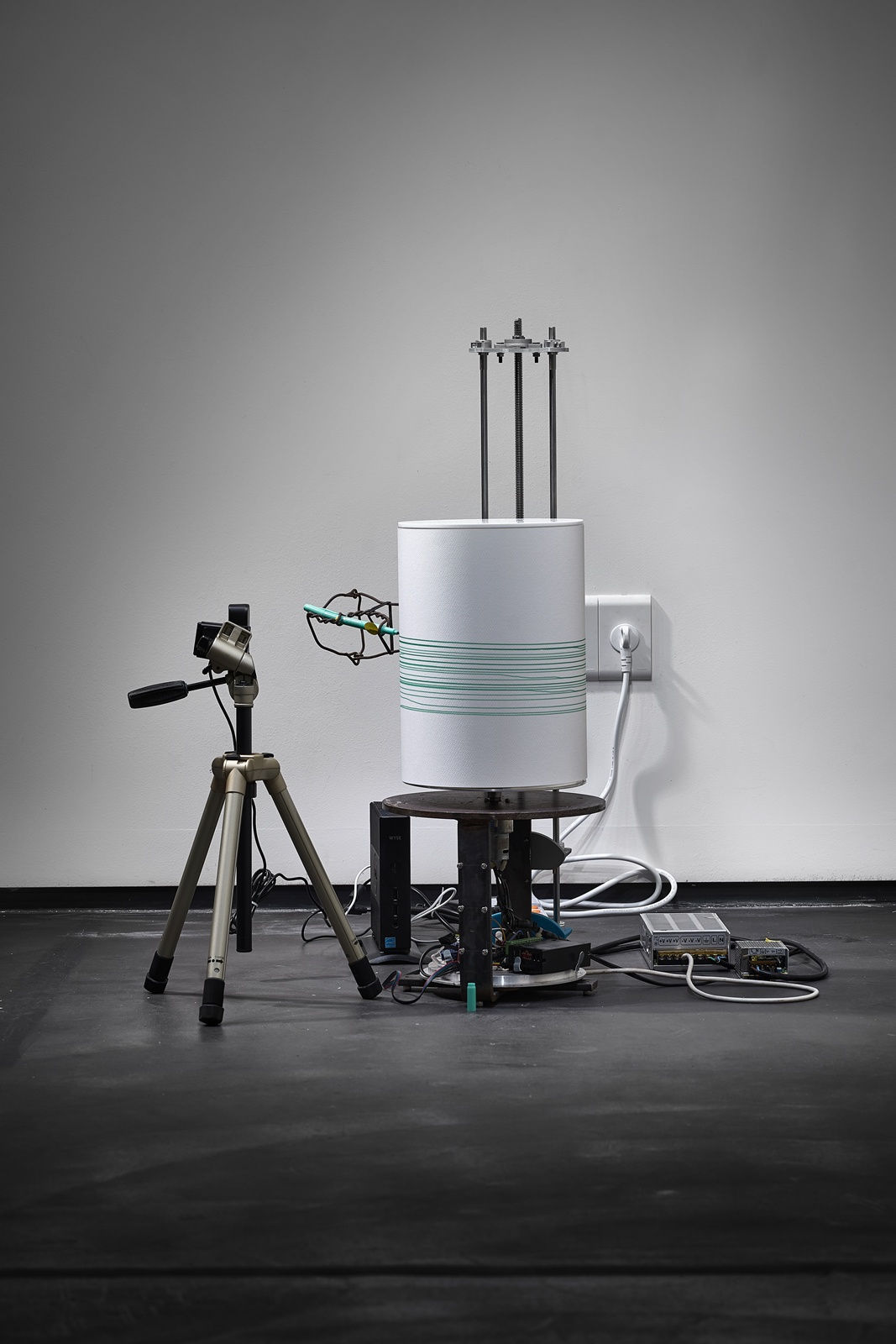 Loading process 07 motor, physics control, pencil, paper, pen variable installation 2022