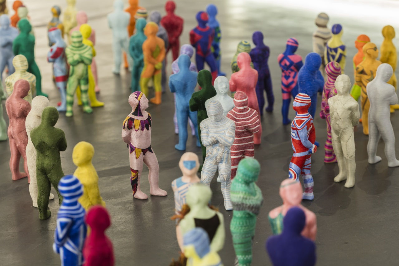 TOUCH-INDUCING COLORS