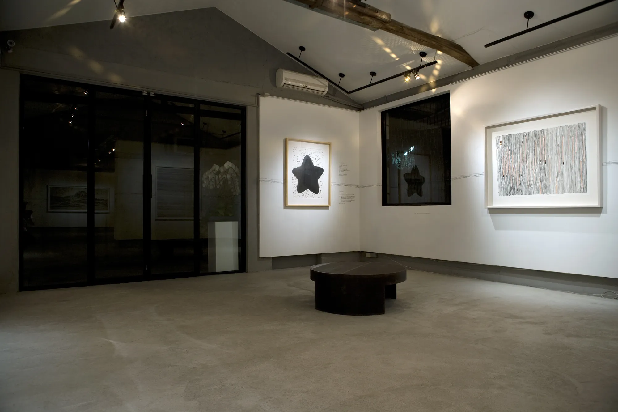 Shi Jin-Hua Solo Exhibition—Pass Through a Year