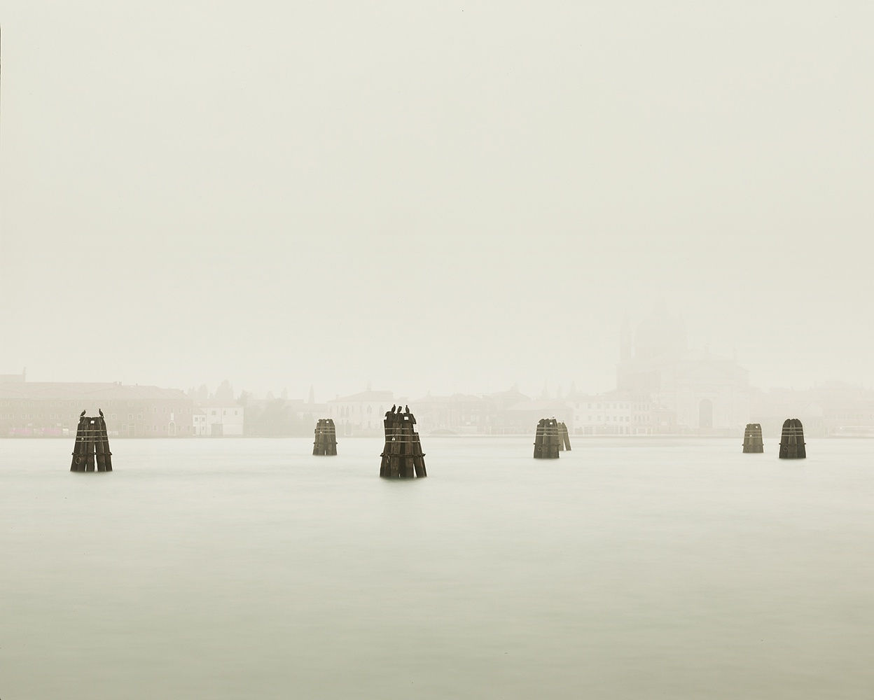 Canale della Giudecca, Venice, 2010 13 x 16 in., Ed. 4 & 2AP 21 x 24 in., Ed. 4 & 2AP 32 x 40 in., Ed. 7 & 2AP 44 x 55 in., Ed. 10 & 2AP