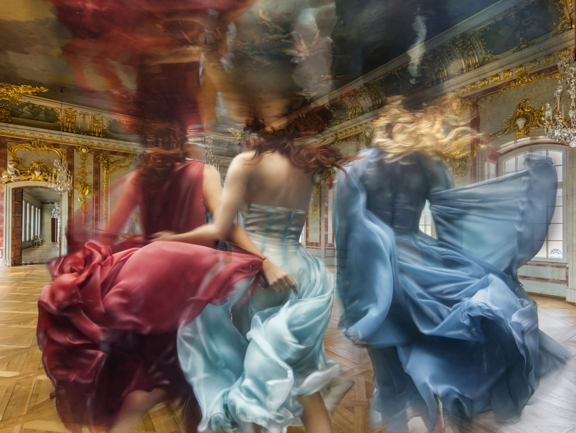 Untitled 019, Reggia, 2023 30 x 40 in., Ed. 7 & 2AP 40 1/2 x 54 in., Ed. 5 & 2AP 49 1/2 x 66 in., Ed. 5 & 2AP 58 x 77 in., Ed. 3 & 2AP