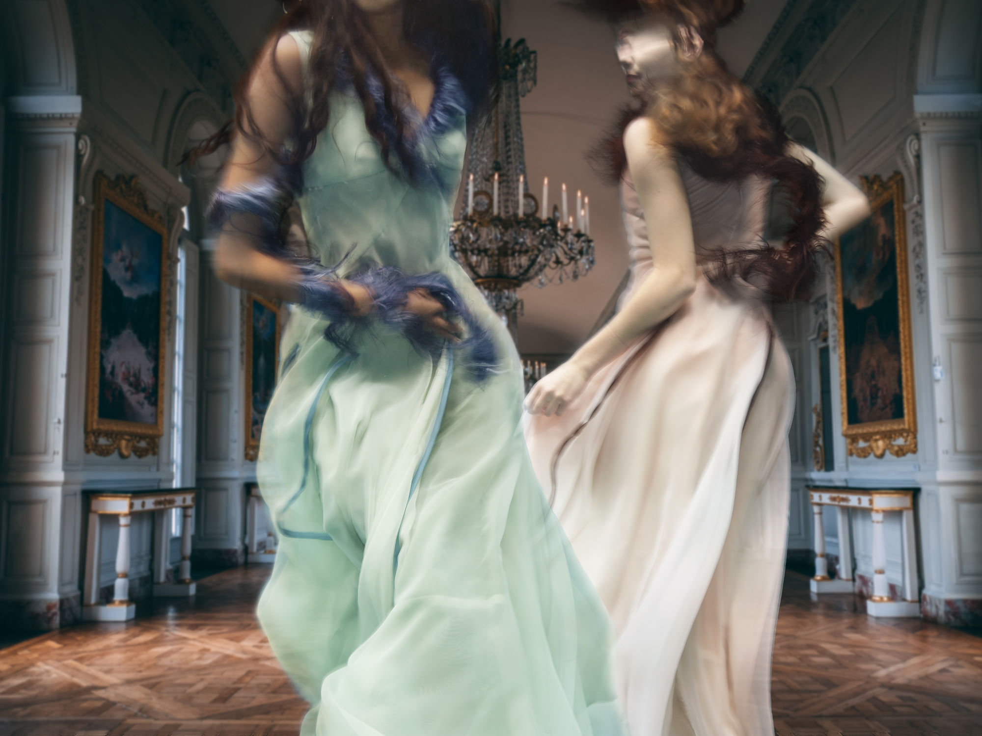 Untitled 027, Versailles, 2023 30 x 40 in., Ed. 7 & 2AP 40 1/2 x 54 in., Ed. 5 & 2AP 49 1/2 x 66 in., Ed. 5 & 2AP 58 x 77 in., Ed. 3 & 2AP