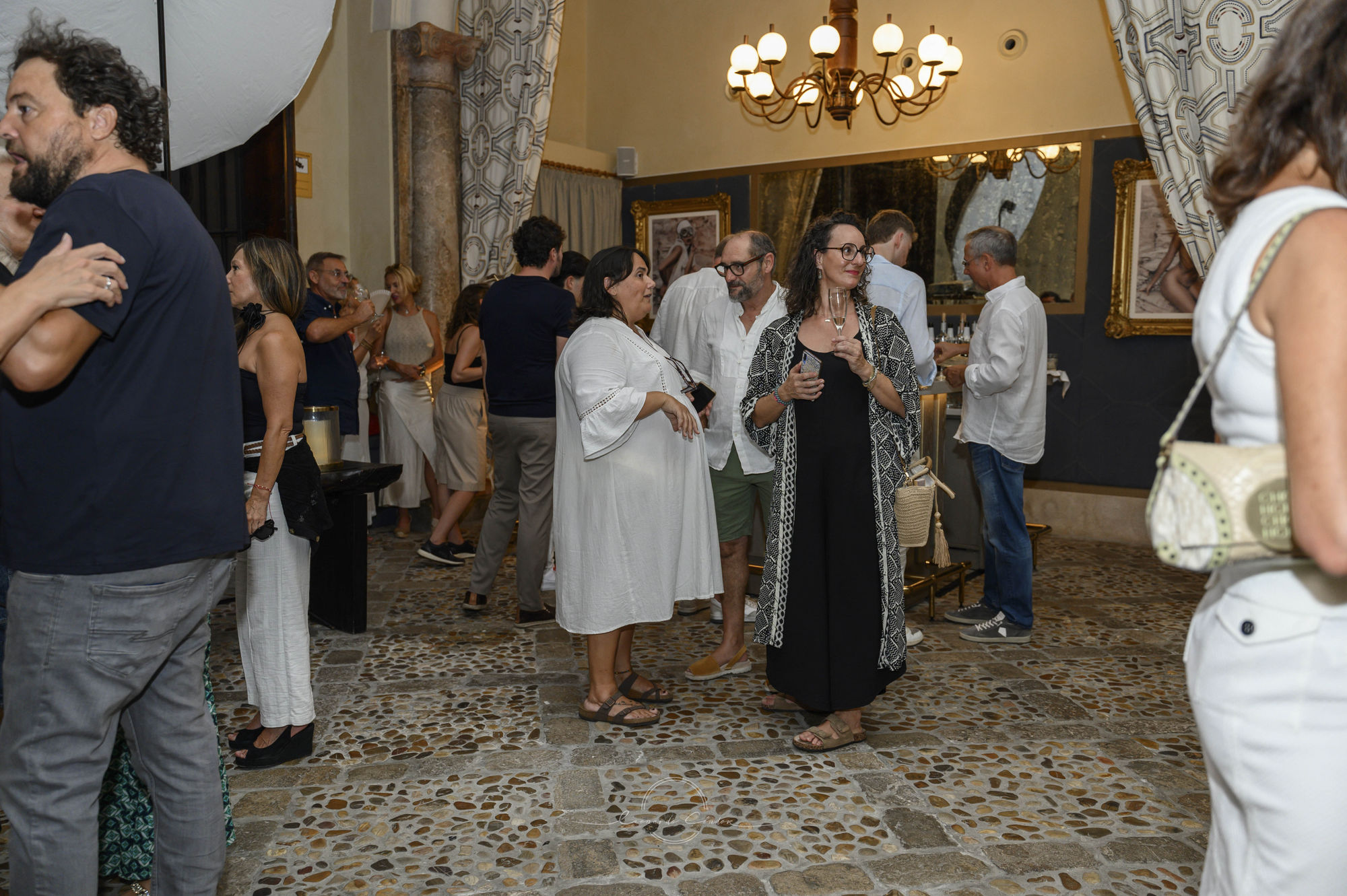 Pre-Nit del Art Exhibition Leonardo Cóndor