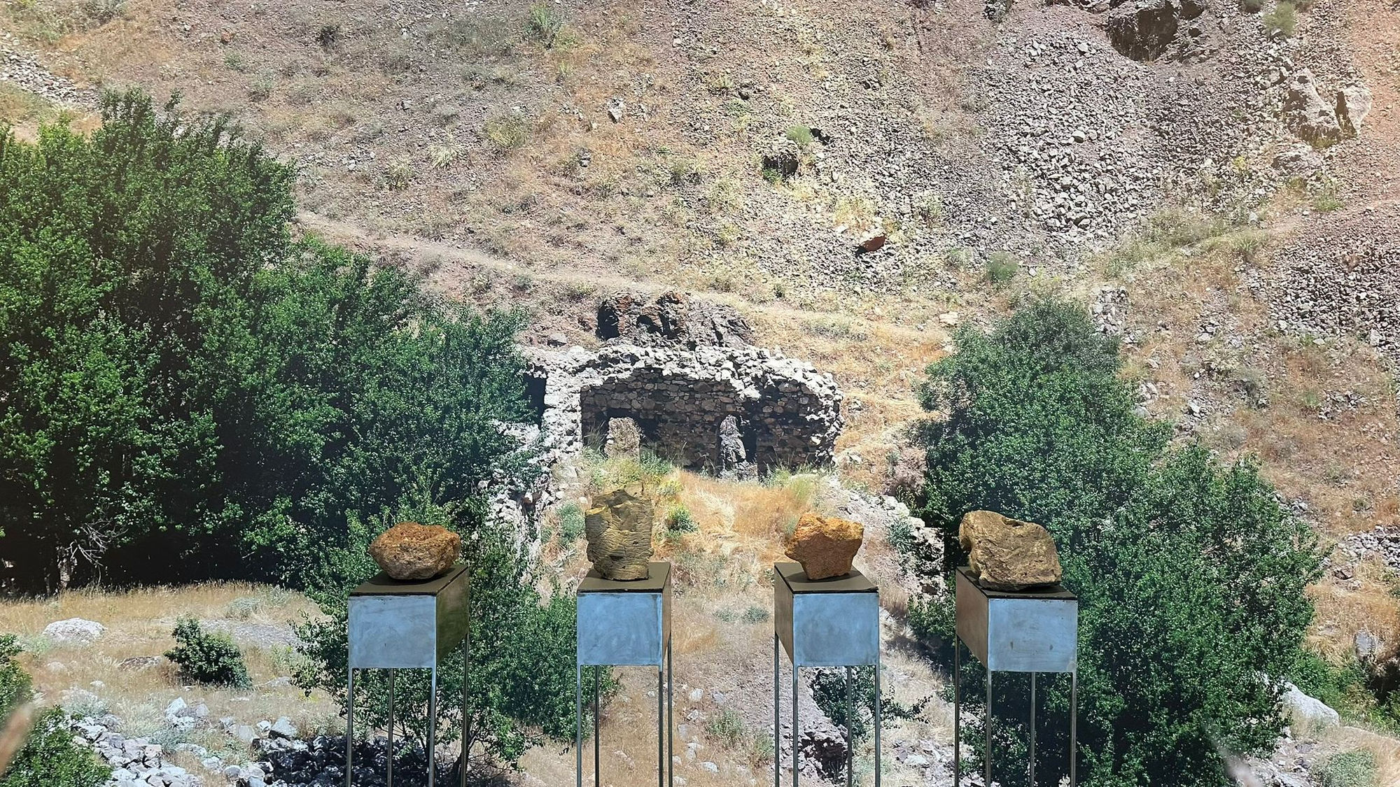 Raziye Kubat, Stonehead-Time Traveller, 2024 Curator: M. Wenda Koyuncu Installation shot