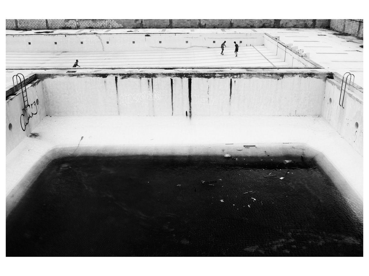 Complejo deportivo José Martí, 2016 Inkjet print on baryta paper 310gr 112x180cm Edition of 5+2AP