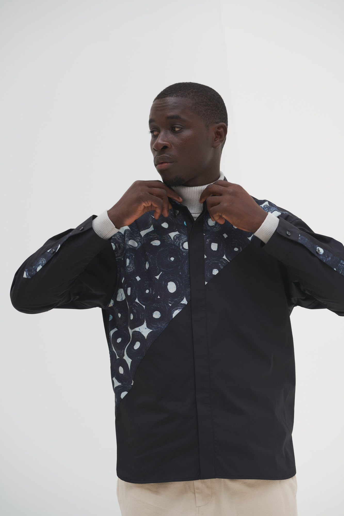 デザインシャツ　¥29,700