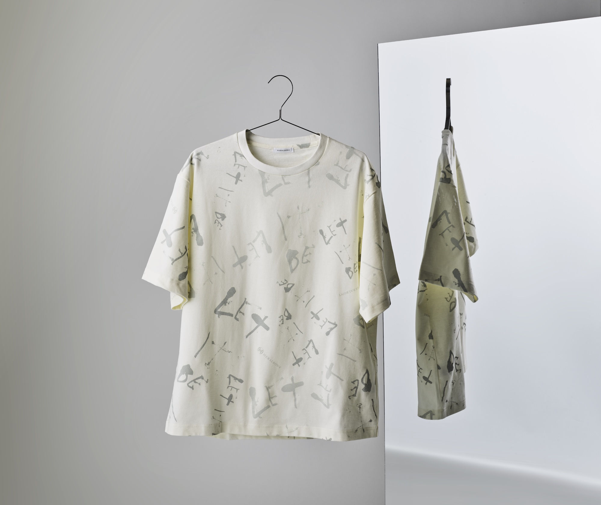 Tシャツ「Let it be」　¥16,500