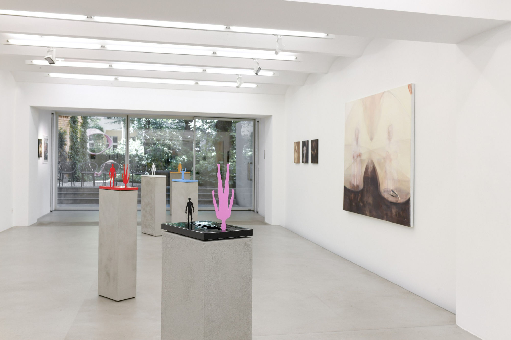 Tamara Kvesitadze, Shunxiang Hu – Under Shadows