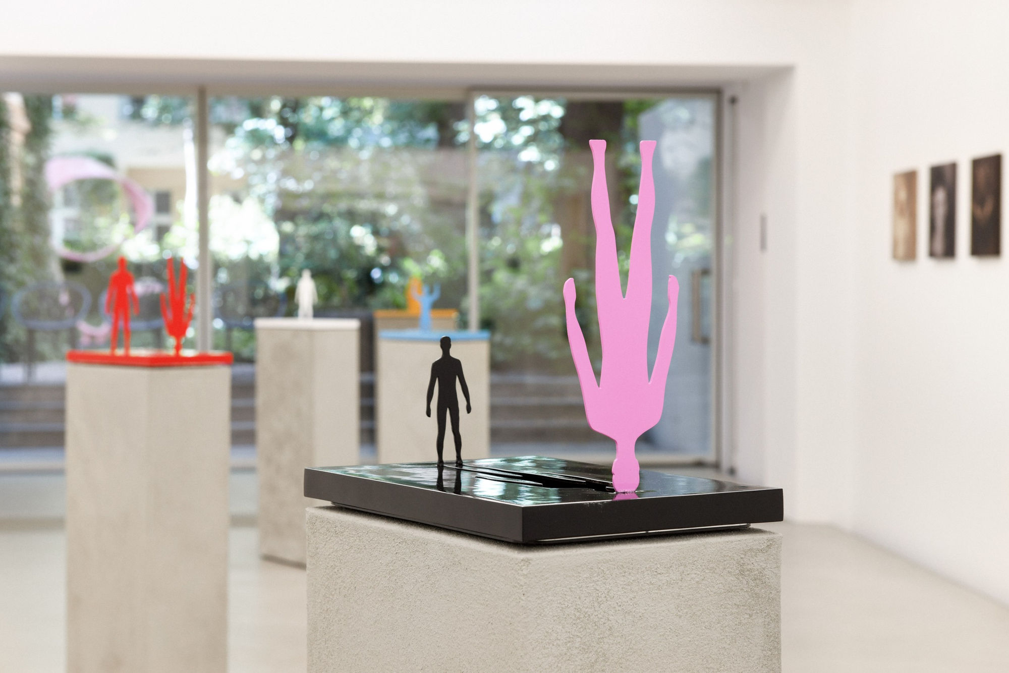 Tamara Kvesitadze, Shunxiang Hu – Under Shadows