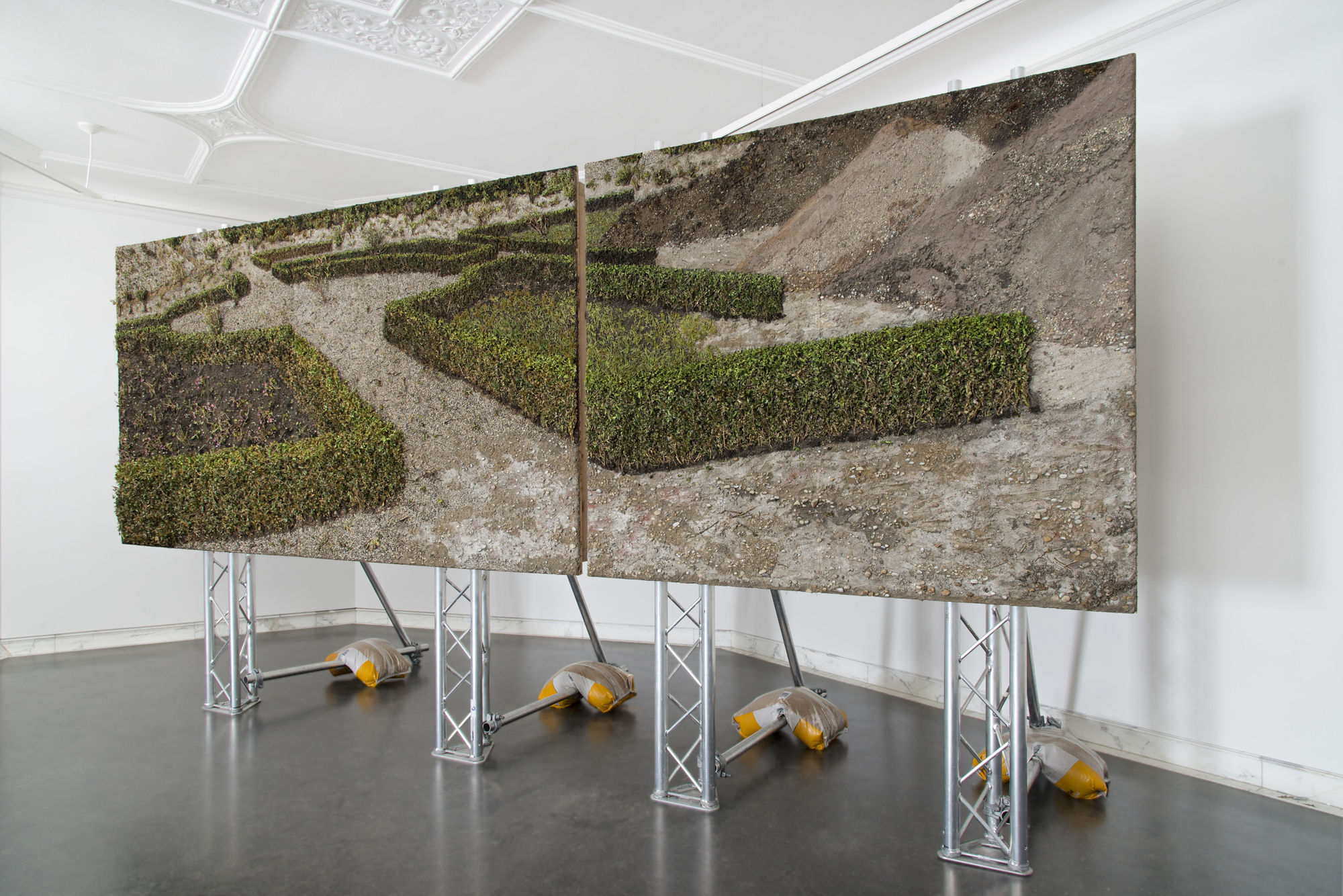 Oliver Westerbarkey — Die Landschaft fängt an, wo der Mensch aufhört