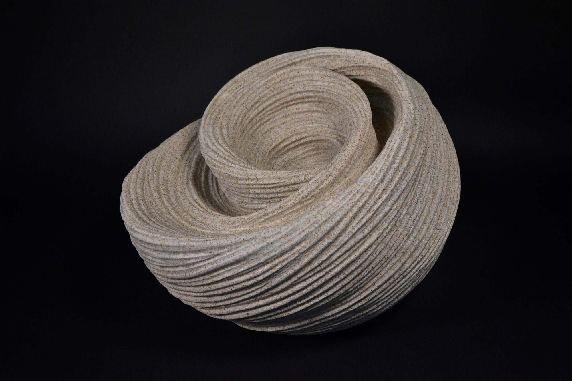 Sakiyama Takayuki (b. 1958) Chōtō; Listening to the Waves 2016 Stoneware with sand glaze 13.25 x 19 x 16 in. 34 x 48.5 x 41 cm. Sold
