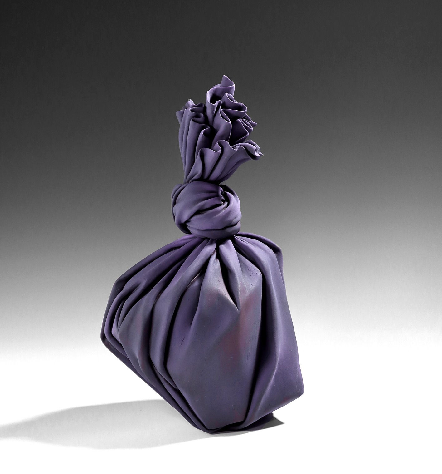 Please click here to view the exhibition catalog.