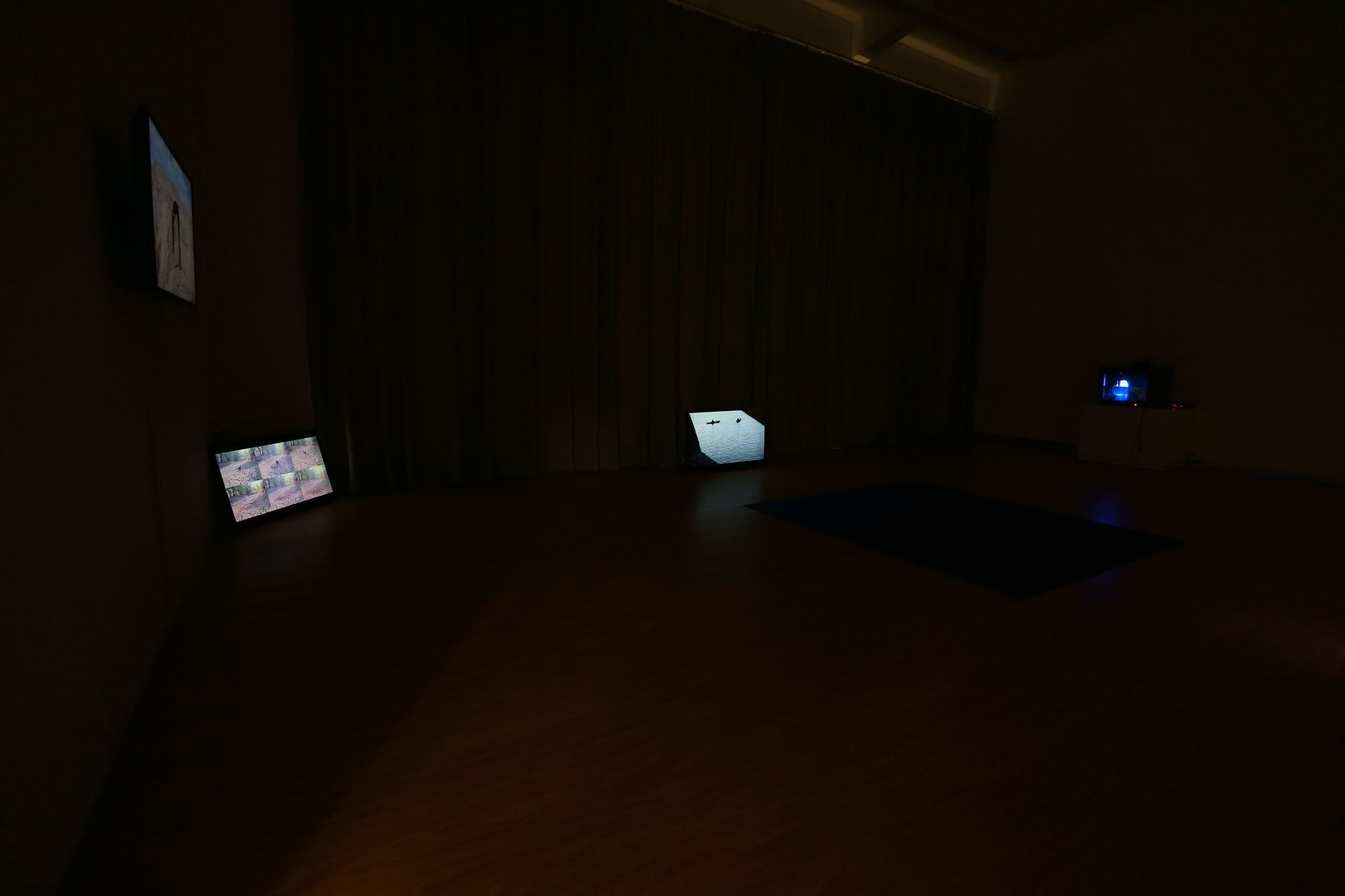 1000+ Project：Waiting for the blue