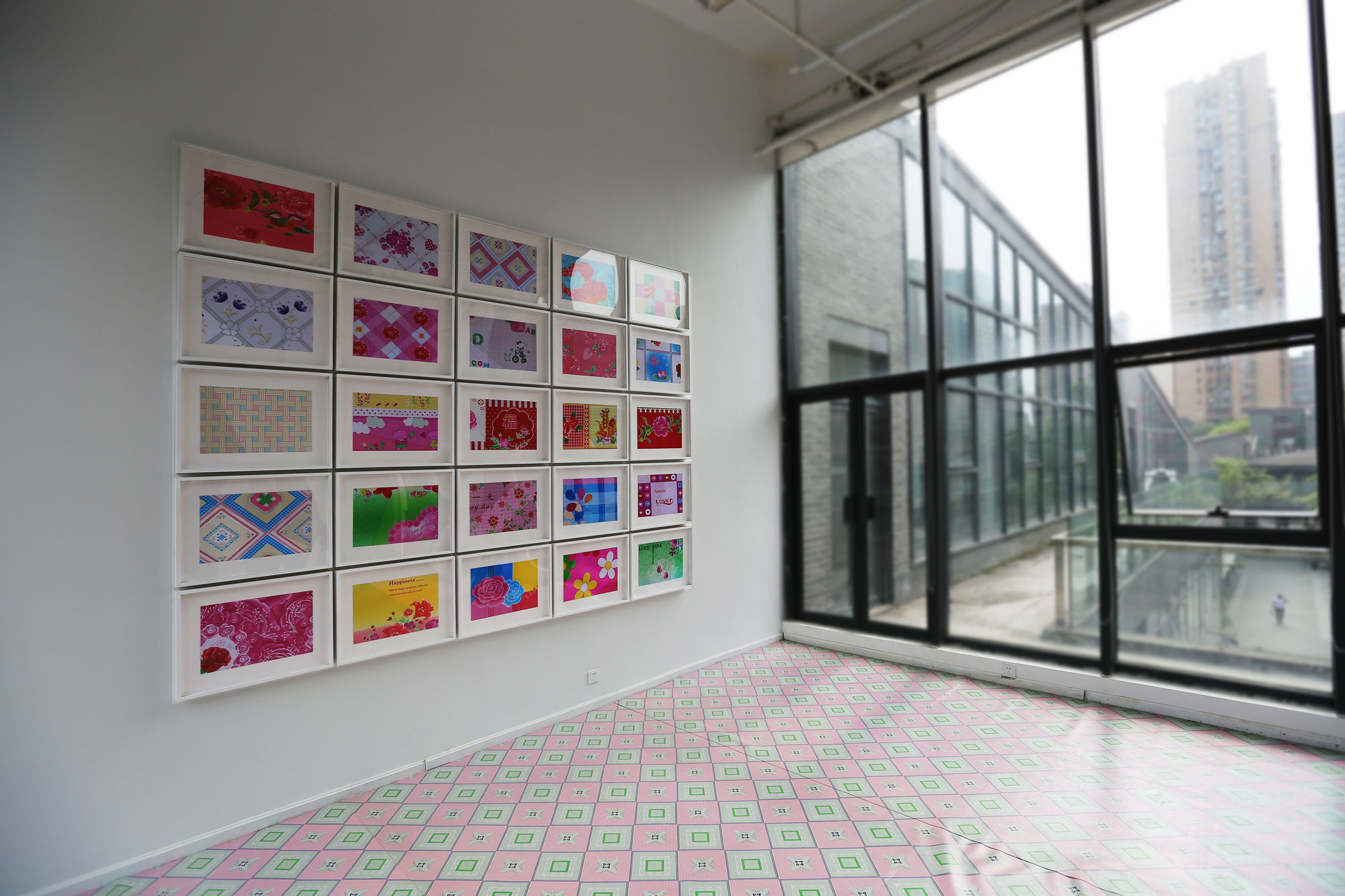 1000+: So Many Things Are Going On