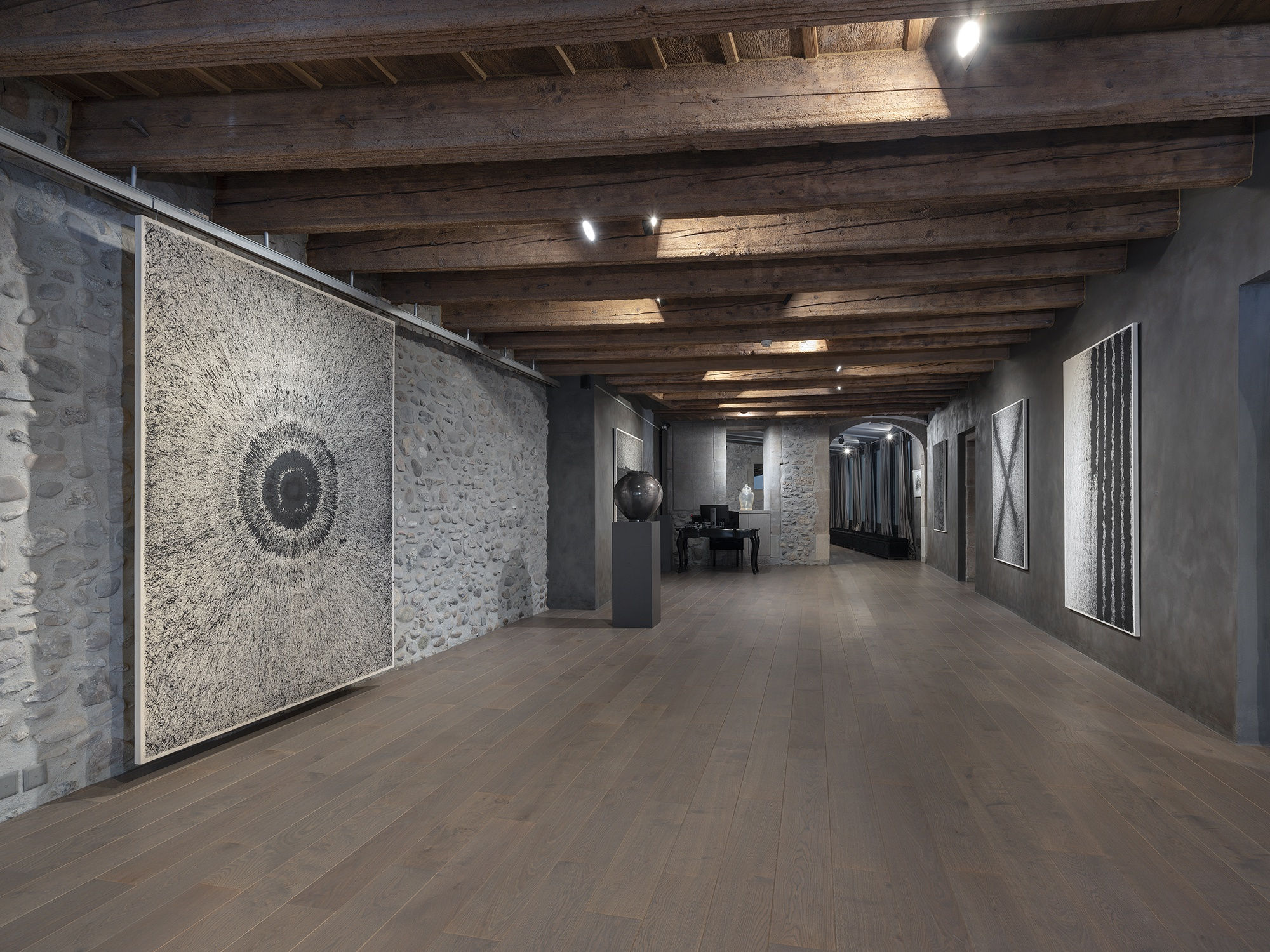 Works by Choi Sangchul. Image © Julien Gremaud