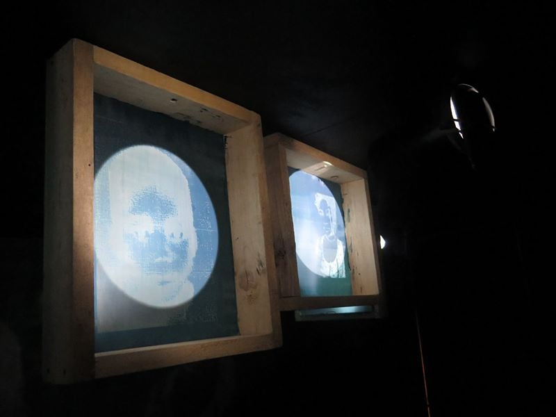 Exposition "projections" à la Galerie Cécile Fakhoury à Abidjan 2017 © Yéanzi