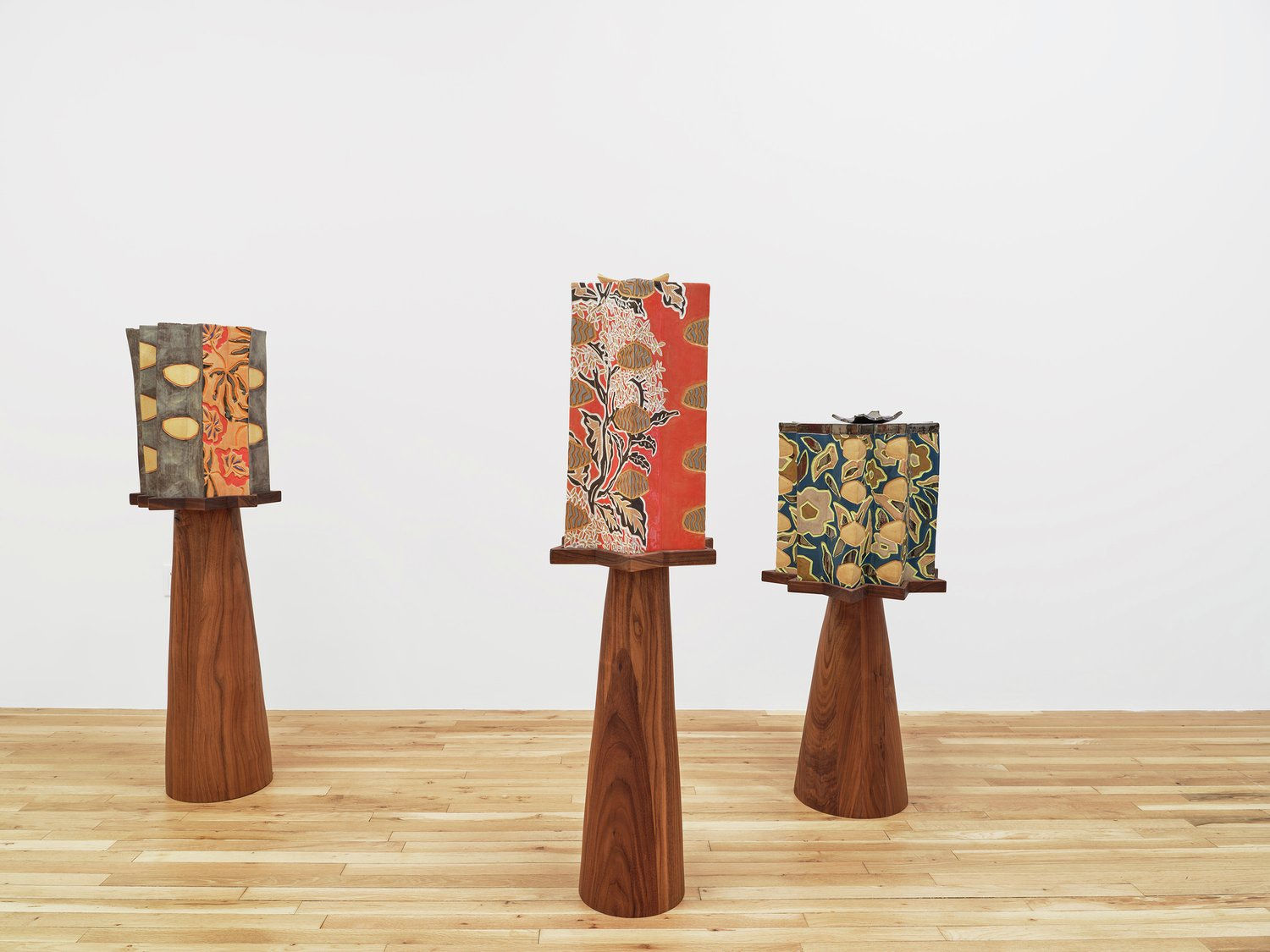 Bari Ziperstein, Set Patterns, 2023, installation view, Charles Moffett, New York