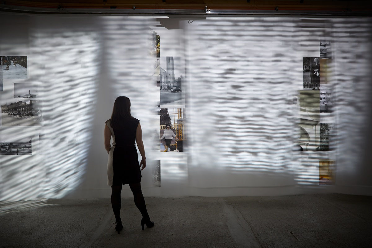 Simon Lee: MOTHER IS PASSING. COME AT ONCE.