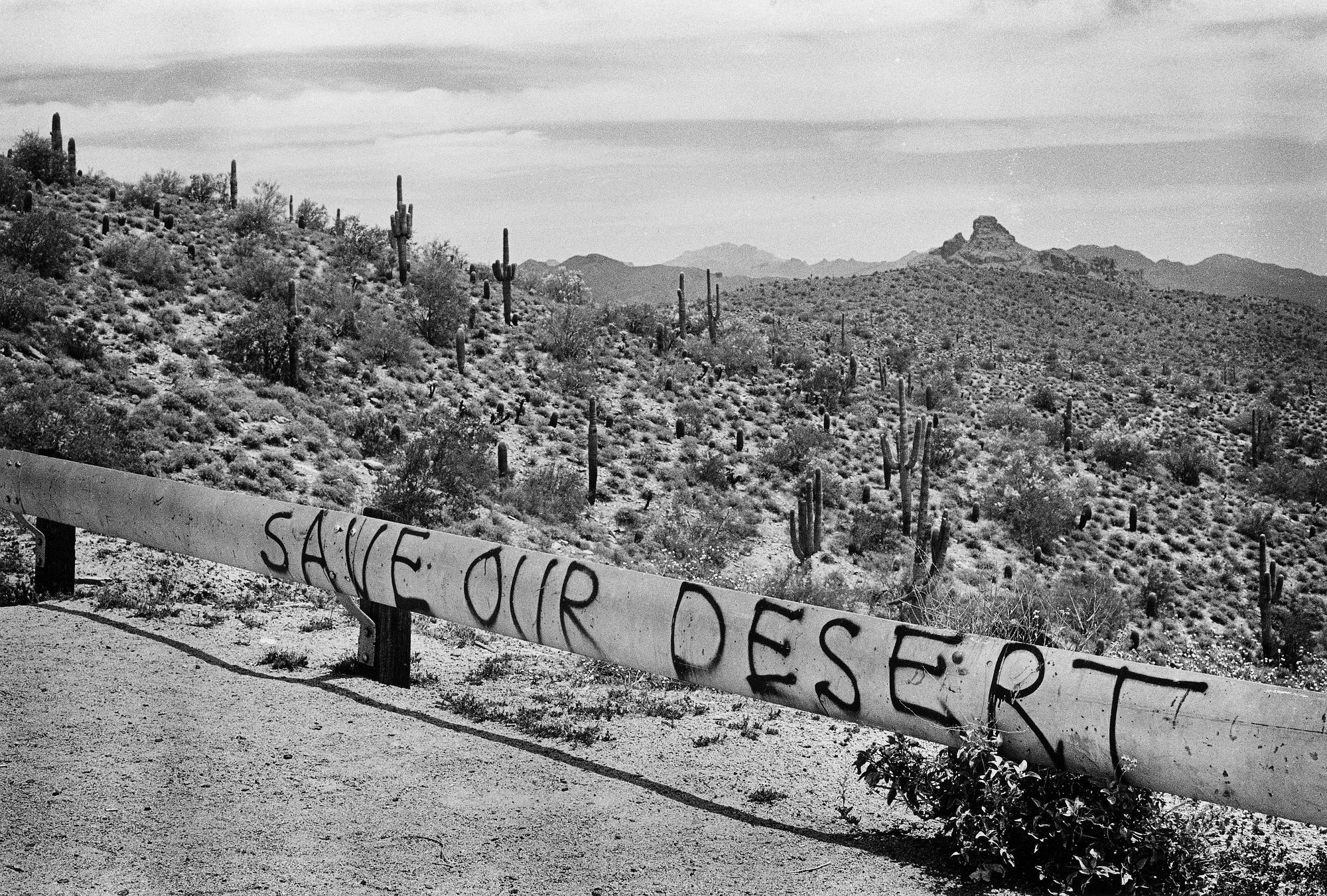 David Hurn - Arizona. Route 87, 1980