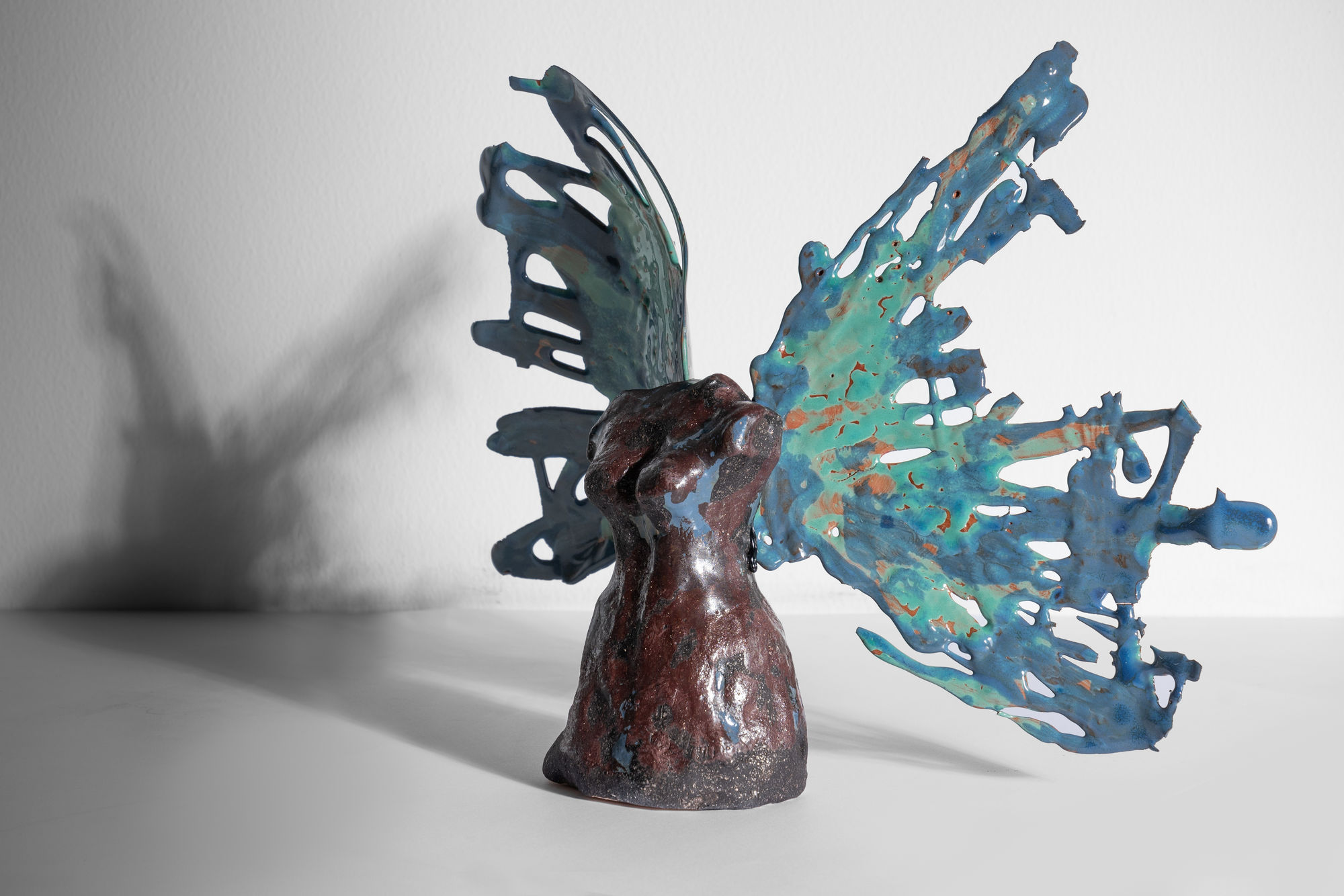 Shereen Shalhoub Flutter II, 2019 Ceramic and silicon 28 x 35 x 16 cm 11 x 13 3/4 x 6 1/4 in