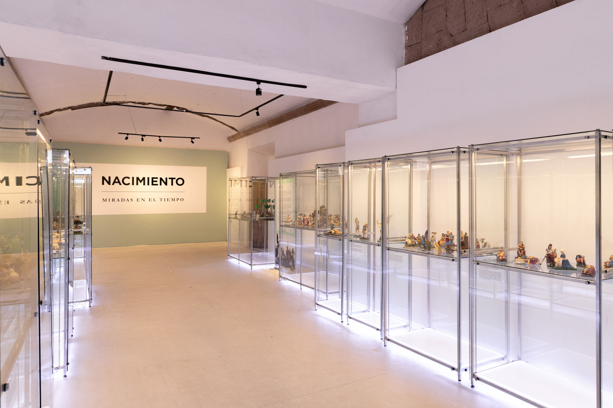 NACIMIENTO, MIRADAS EN EL TIEMPO (2024)
