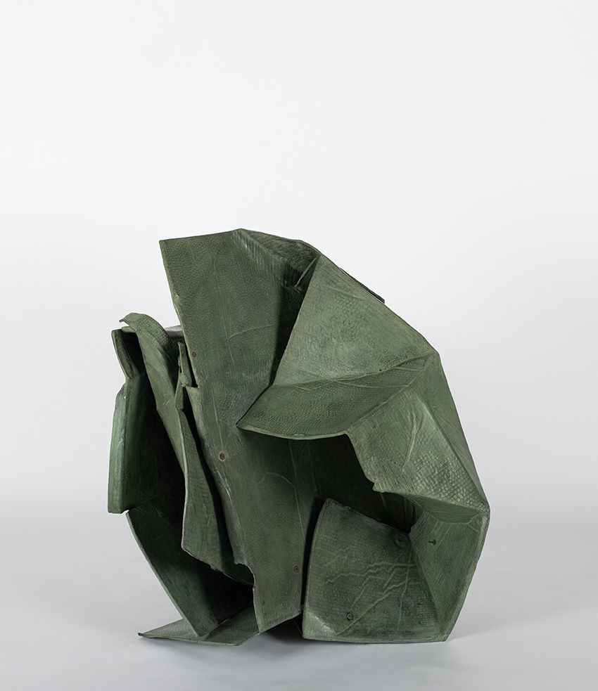 Mario García Torres Today is Already a Memory, n. d. bronze patinado [patinated bronze] 88 x 80 x 80 cm [34 5/8 x 31 1/2 x 31 1/2 in] foto [photo]: Omar Bocanegra