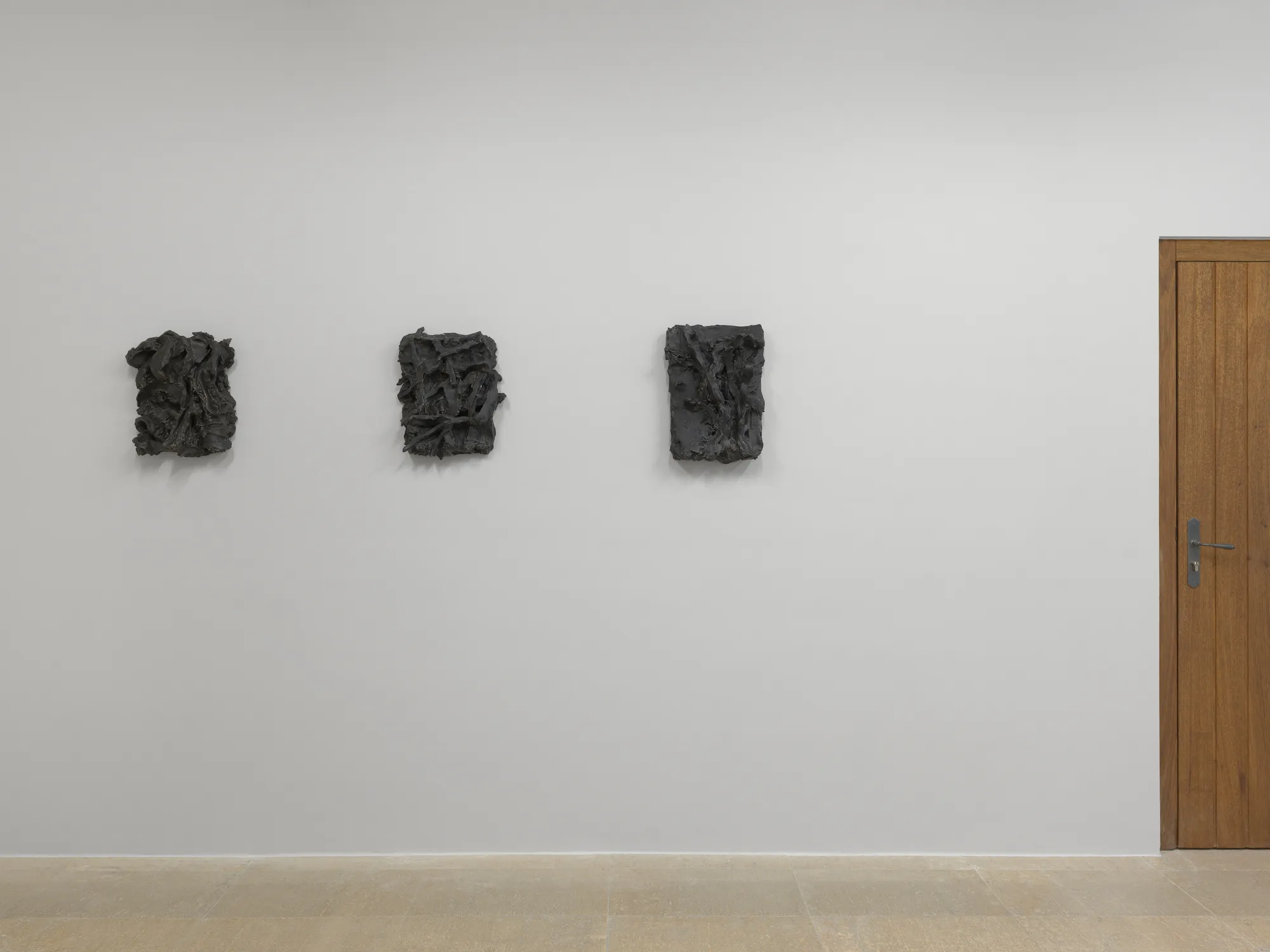 Exposition &agrave; la Chapelle de la Visitation : G&eacute;rard Traquandi, En retour Philippe Piguet, commissaire de l&rsquo;exposition Images r&eacute;alis&eacute;es par Annik Wetter