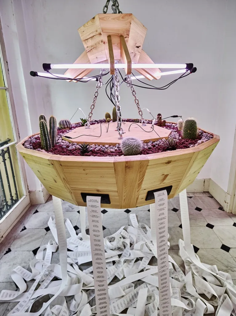 Mathieu Schmitt Cadavres exquis suspendus 2015 photo: François Fernandez