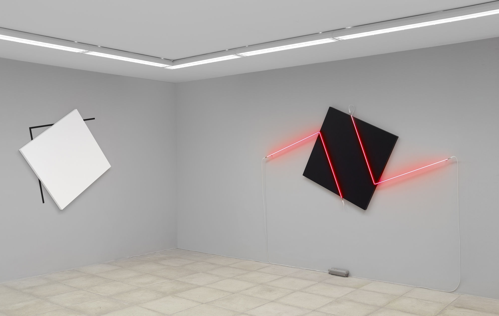 François MORELLET 25 ans de noces d'art Galerie Catherine Issert ©François Fernandez