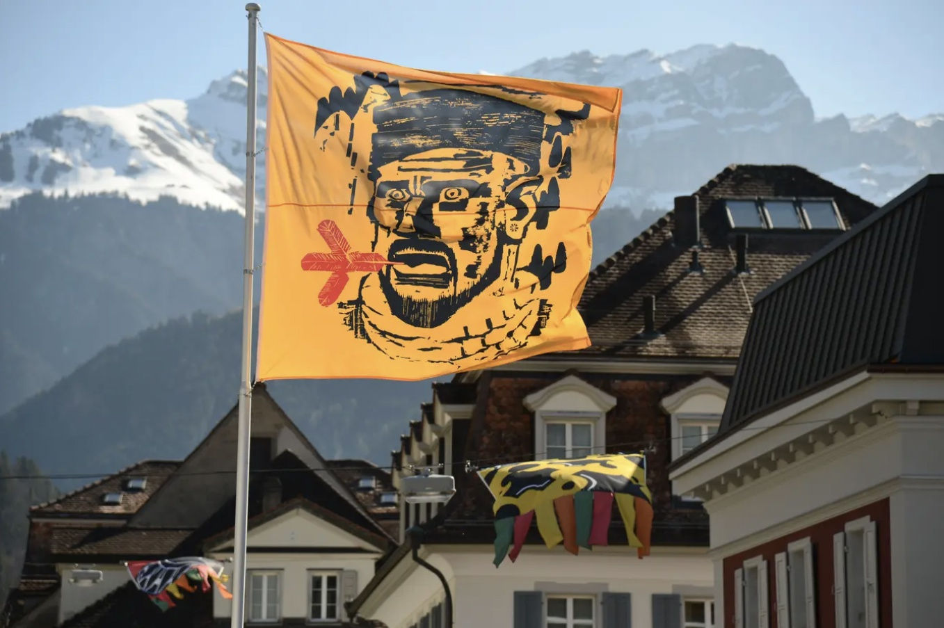 PETER REGLI, EXHIBITION VIEW - MY HOME - MY FIRE, courtesy of the artist and Haus für Kunst, Uri