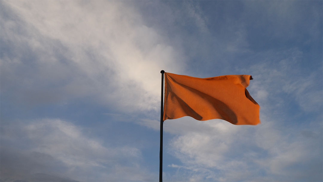 Andy Goldsworthy: Red Flags