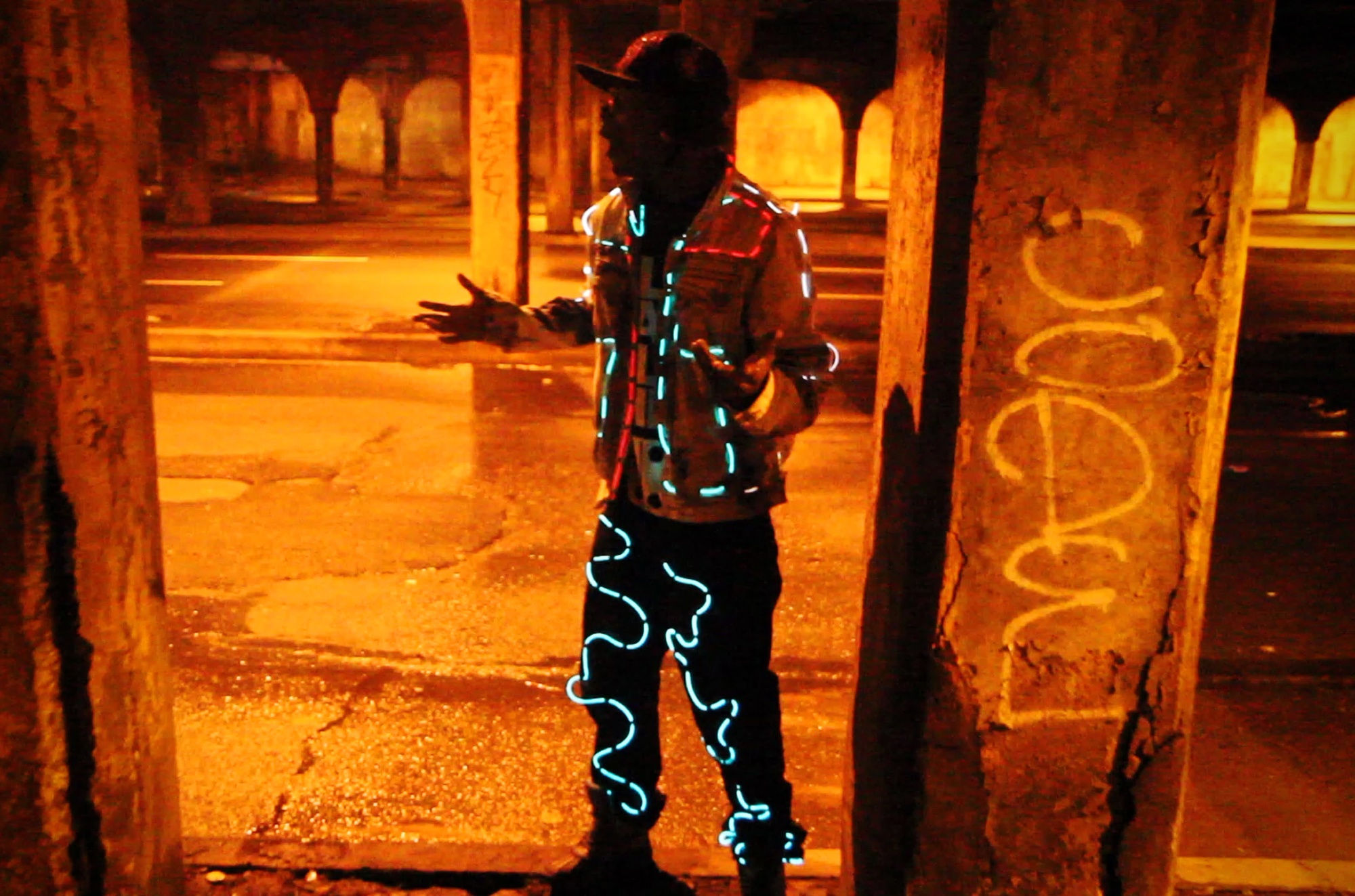 Loretta Fahrenholz Ditch Plains, 2013