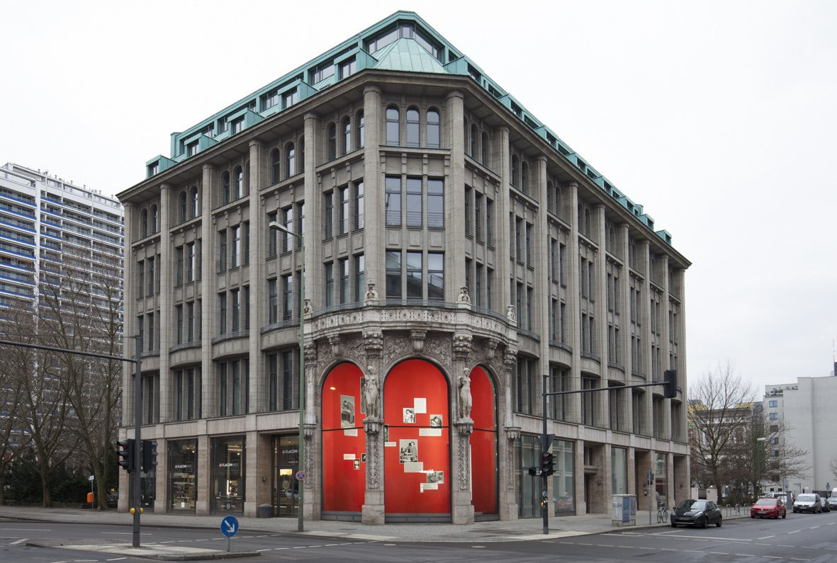 Installation view at Galerie Thomas Schulte, 2017