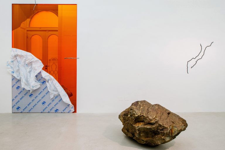 EDGES ANGLES LINES CURVES