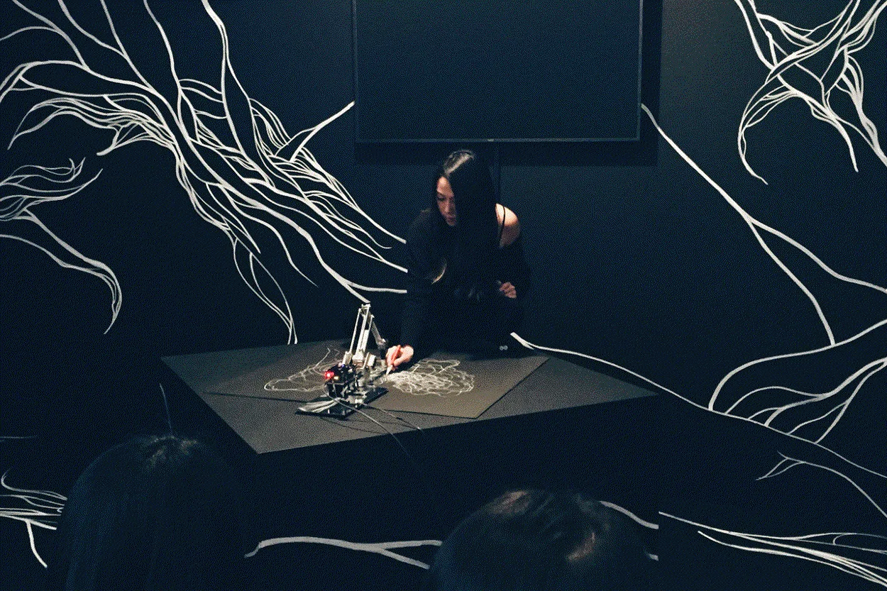 Sougwen Chung is a Chinese-Canadian artist and researcher, and is the founder and artistic director of Scilicet, a London-based studio exploring human & non-human collaboration. Sougwen is a former research fellow at MIT’s Media Lab and is considered a pioneer in the field of human-machine collaboration – exploring the mark-made-by-hand and the mark-made-by-machine as an approach to understanding the dynamics of humans and systems. Sougwen has exhibited internationally at the Espoo Museum of Modern Art, Espoo; Vancouver Art Gallery, Vancouver; Art Basel, Miami; National Art Center, Tokyo; NTT InterCommunication Center [ICC], Tokyo, Japan; ArtScience Museum, Singapore; MIT Media Lab, Cambridge; The Drawing Center, New York; The New Museum, New York; Museum of Contemporary Art, Geneva; Mana Contemporary, New York, Tribeca Film Festival, New York; The Hospital Club, London; Mutek Festival, Montreal & Mexico City; Sonar Festival, Barcelona. Sougwen’s work has been featured in publications including NEW YORK TIMES, Art F City, Artnet, Artplugged, Artsy, Business Insider, Dazed and Confused, Engadget, EXIT Magazine, Fast Company, Forbes, Irish Times, MASHABLE, Noema Magazine, Seattle Times, Superrare, The Creators Project, The Jakarta Post, The New Yorker, USA Today, Washington Post, and Wired. Additionally, Sougwen has been awarded Artist in Residence positions at Google, Studio Wayne McGregor, Laurenz Haus Basel, Eyebeam, Japan Media Arts, and Pier 9 Autodesk.