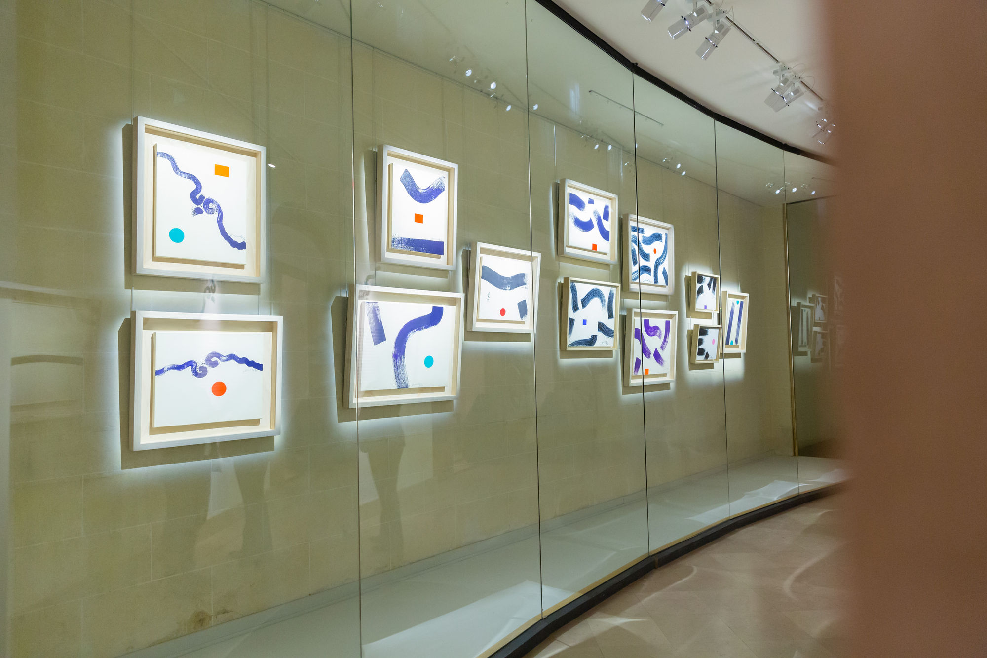 Hsiao Chin “Les Couleurs Du Zen: Hommage à Hsiao Chin” exhibition at Musee National des Arts Asiatiques – Guimet, Paris, 2019 2019年蕭勤個展「禪⾊：向蕭勤致敬」於巴黎吉美國⽴亞洲藝術博物館