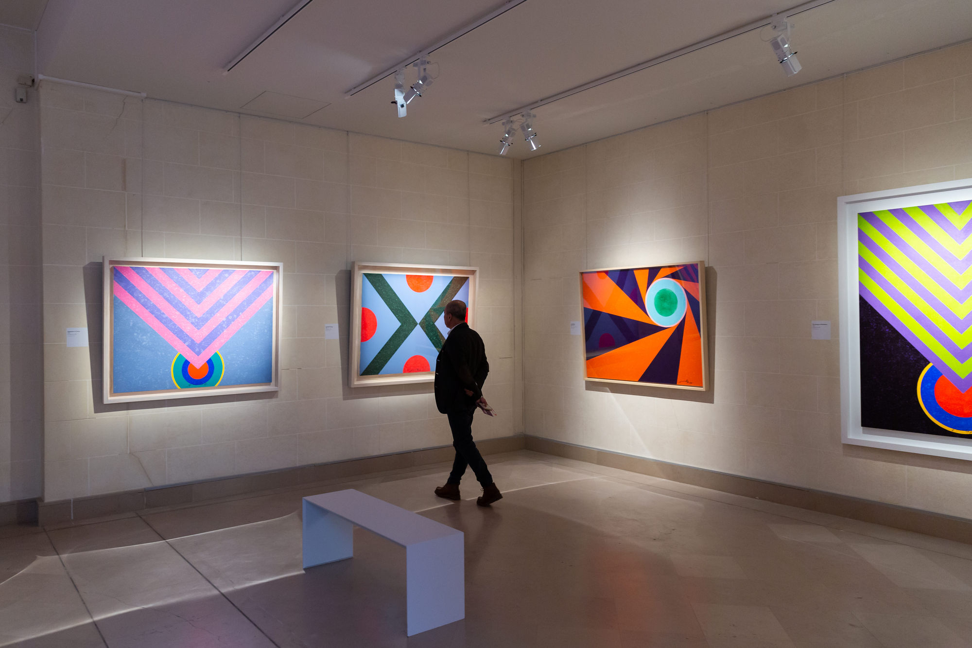 Hsiao Chin “Les Couleurs Du Zen: Hommage à Hsiao Chin” exhibition at Musee National des Arts Asiatiques – Guimet, Paris, 2019 2019年蕭勤個展「禪⾊：向蕭勤致敬」於巴黎吉美國⽴亞洲藝術博物館