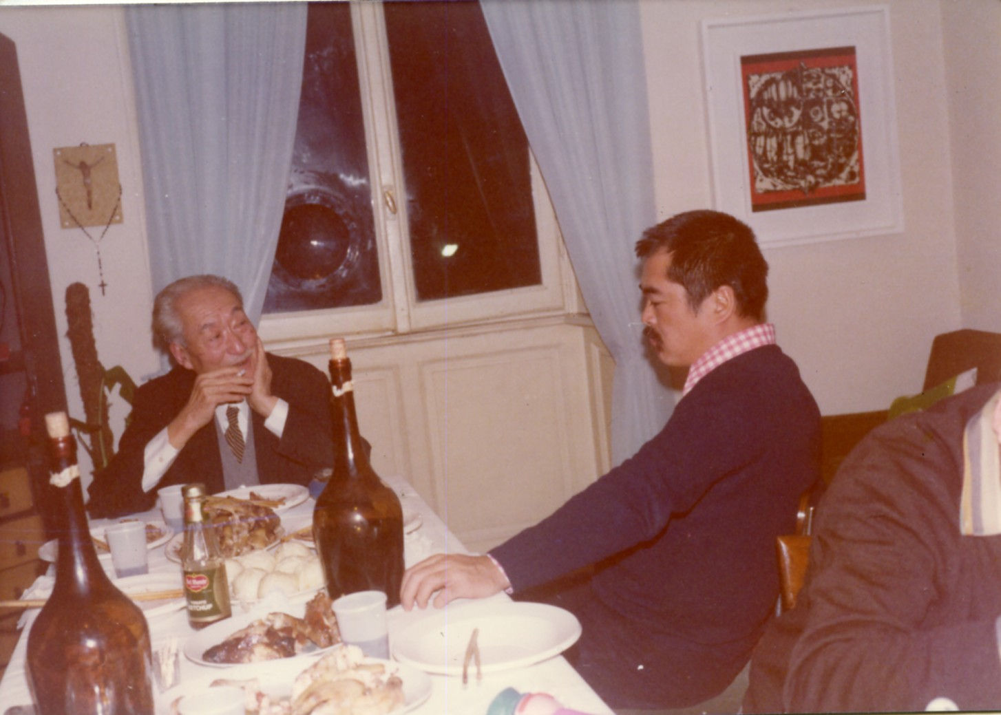 A photo of Hsiao Chin and the Milanese painter Shen Pao-chu taken in 1973 蕭勤與米蘭名畫家沈寶楚的合照，攝於1973年