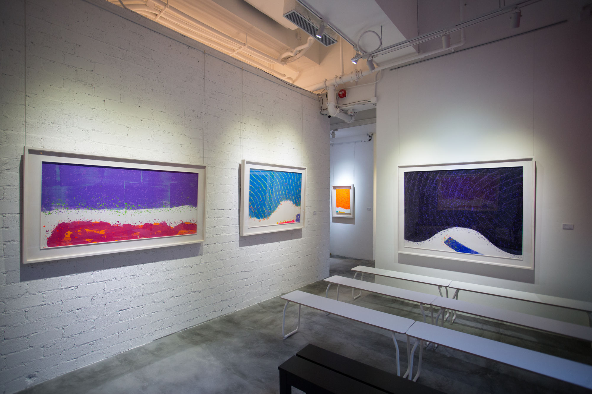 Hsiao Chin’s solo exhibition “Endless Energy” was held at 3812 Gallery Hong Kong, 2016 2016年，蕭勤個展「無盡能量」於3812香港畫廊舉辦