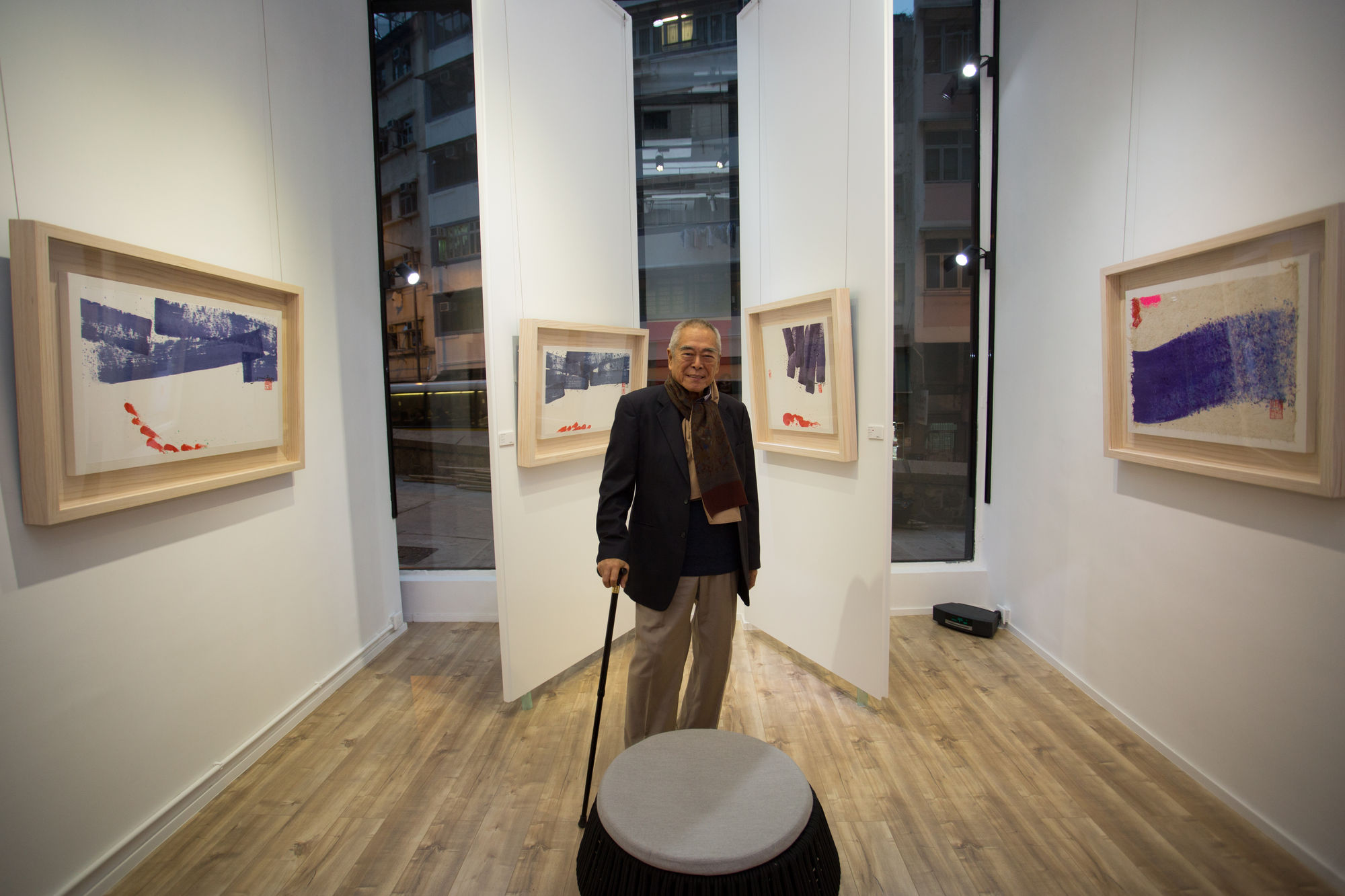 Hsiao Chin’s solo exhibition “Endless Energy” was held at 3812 Gallery Hong Kong, 2016 2016年，蕭勤個展「無盡能量」於3812香港畫廊舉辦