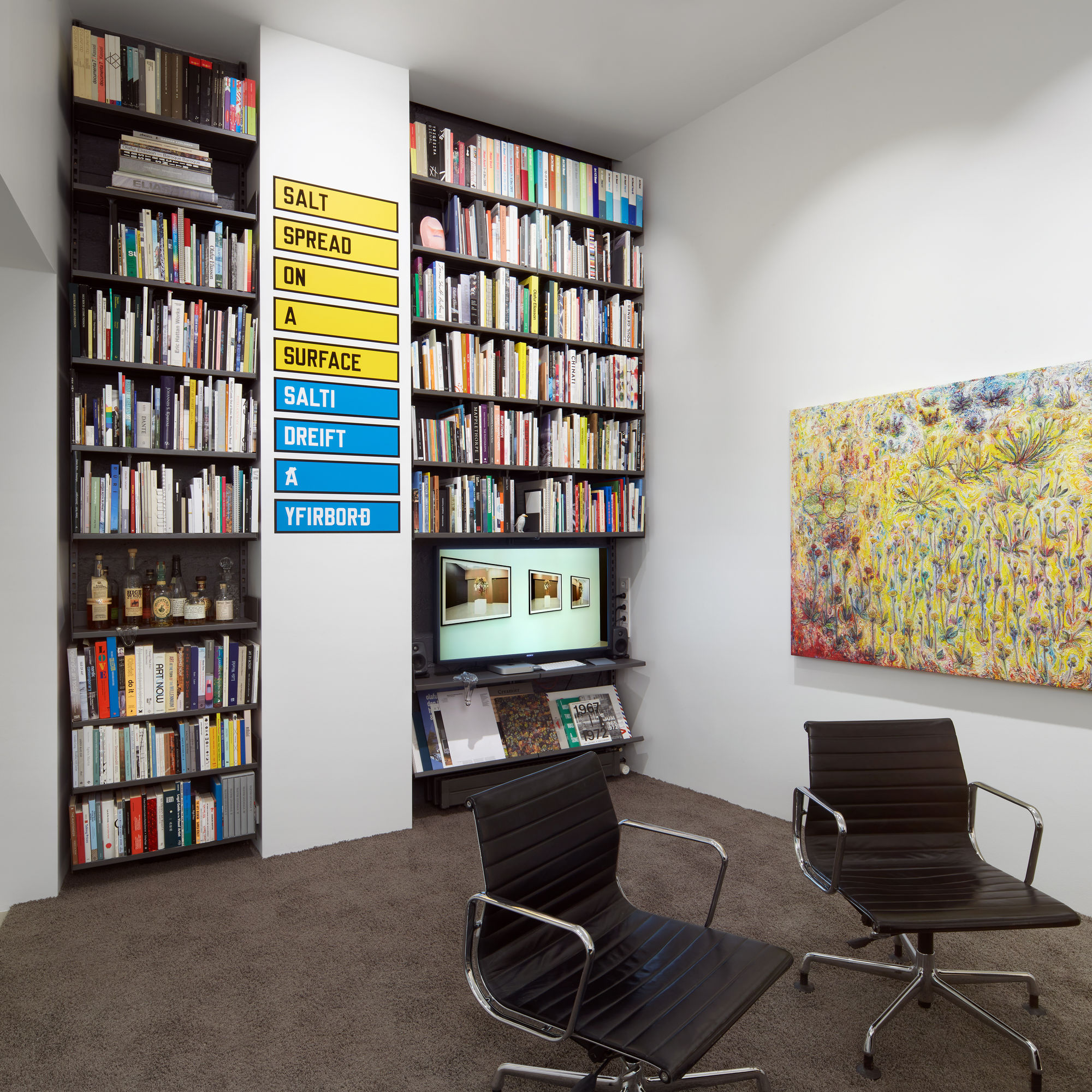 Gallery as studio / Studio as gallery