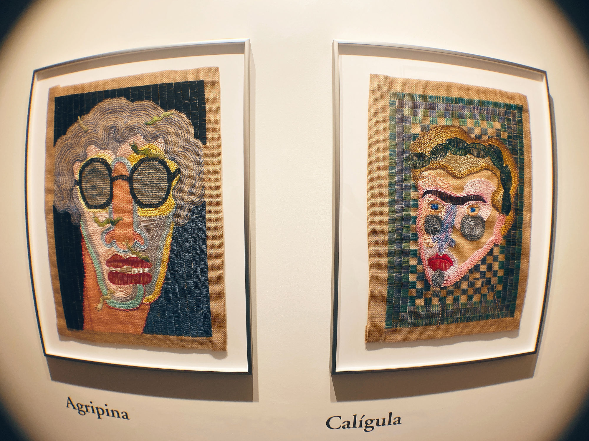 Ad Hominem | Paloma Castillo